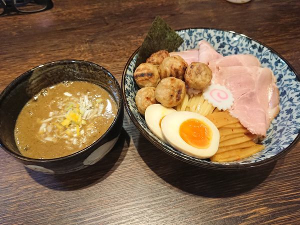 「濃厚魚介つけめん 並盛 ※つくね、チャーシュー追加」@麺処はなぶさの写真