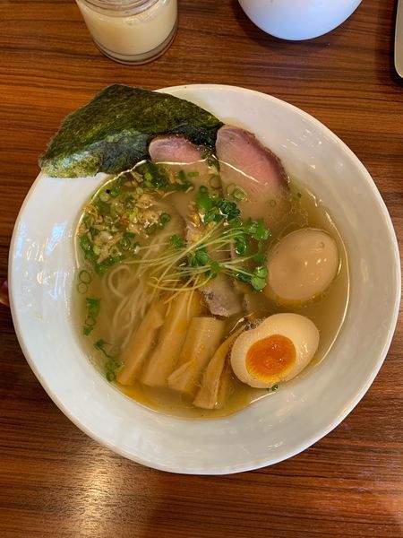 「基本の淡麗らーめん塩」@麺作赤シャモジ 新潟東店の写真