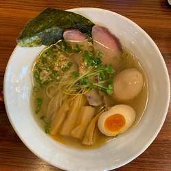 基本の淡麗らーめん塩