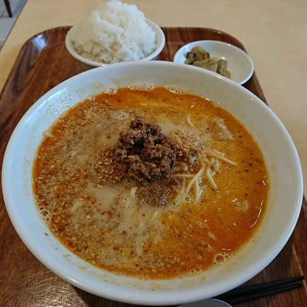 「担々麺 750えん  ライスセット100えん」@金ごま屋の写真
