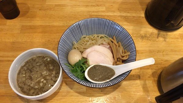 「煮干しつけ麺➕味玉」@寿製麺よしかわ 坂戸店の写真