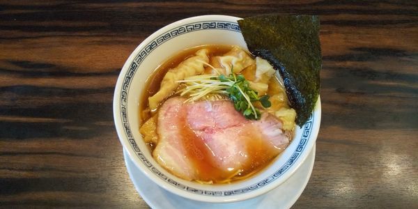 「ワンタン麺」@稲荷屋の写真