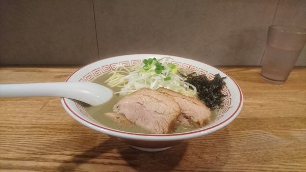 「濃厚煮干しそば」@煮干中華そば専門 煮干丸の写真