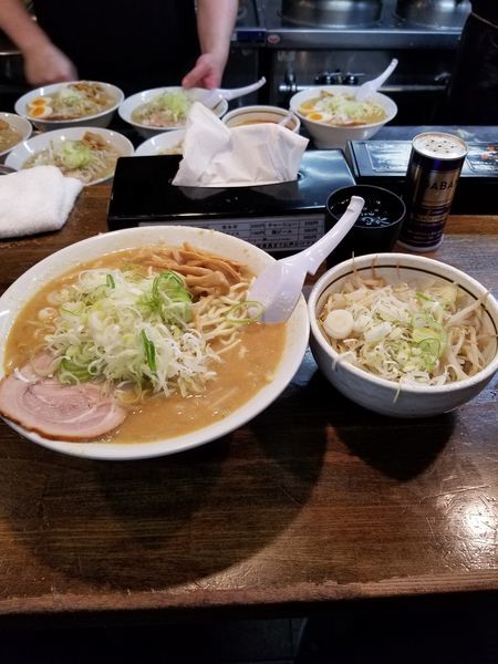 「味噌ラーメン中盛り　野菜増し」@こってりらーめん 誉の写真