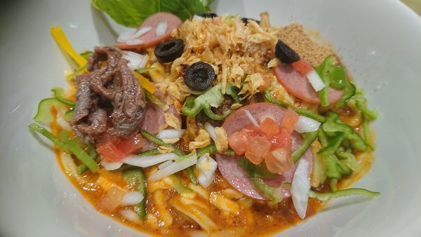 「ピザそば」@ajito ism shinjuku baseの写真