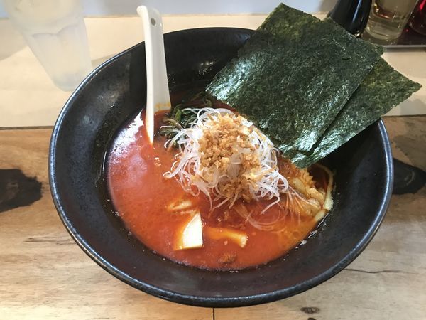 「麻辣麺+クーポン バニラアイス」@麺飯店 マラマラの写真