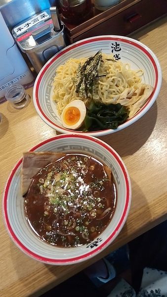 「魚豚つけ麵(大盛・薬味多め)840円」@屯ちん 新宿店の写真