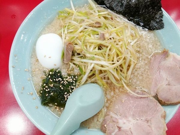 「かいざんラーメン（こってり）＋玉子」@ラーメン かいざん 新小岩店の写真