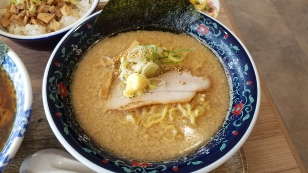 「味噌ラーメン」@凌駕IDEA イオンモール松本店の写真