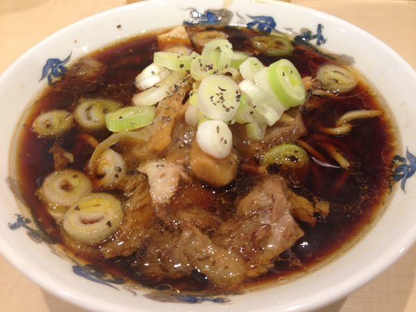 「中華そば小」@西町大喜 とやマルシェ店の写真