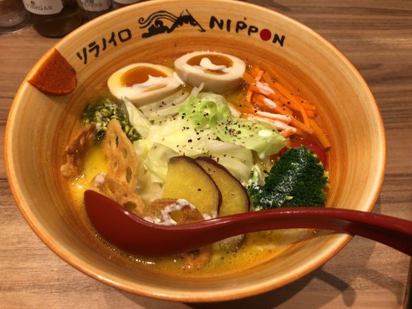 「特製ベジソバ 1050円」@ソラノイロ NIPPONの写真