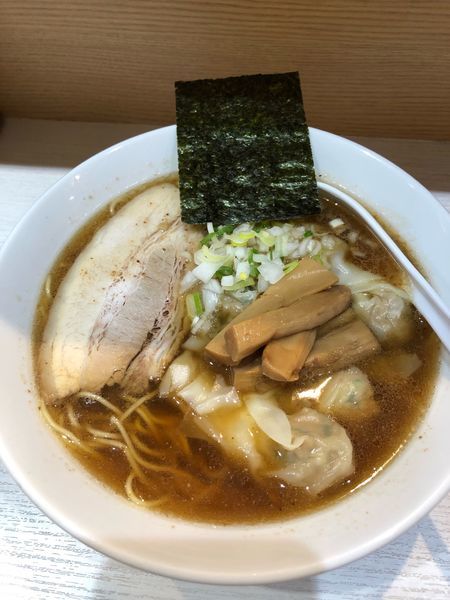 「紫ワンタン麺」@Soy Sauce Ramen Janya 醤屋の写真