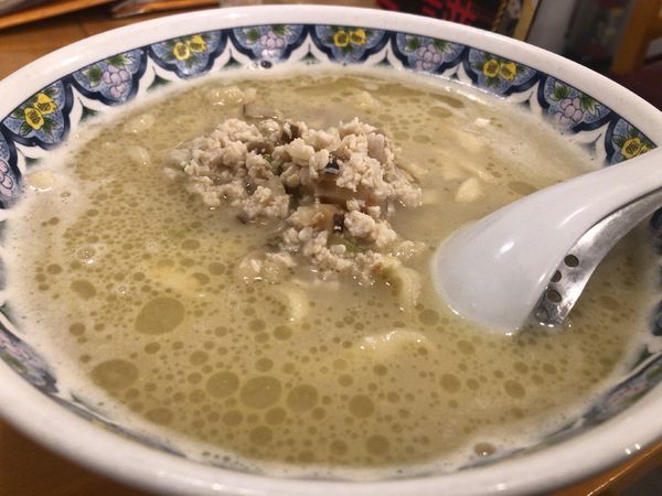 「濃厚塩ラーメン」@中国ラーメン 揚州商人 東大宮店の写真