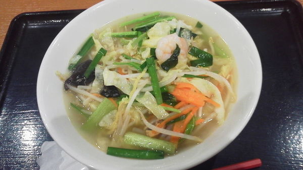 「海鮮野菜タンメン　「637円」」@横浜中華 王記厨房 イオンモール春日部店の写真