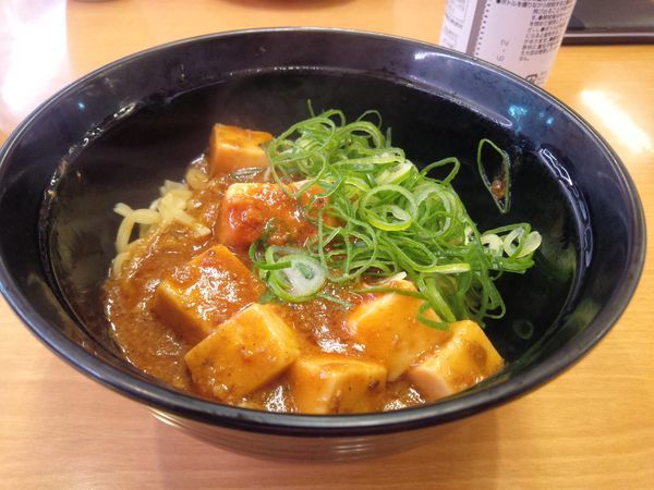 「すし屋のマーボーまぜそば410円」@スシロー 環七青井店の写真