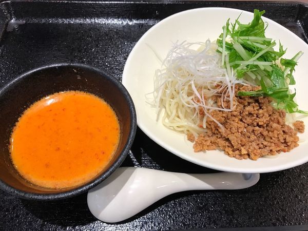 「冷やし担々麺（９５０円）」@南国酒家 広東麺飯房 守谷サービスエリア店の写真