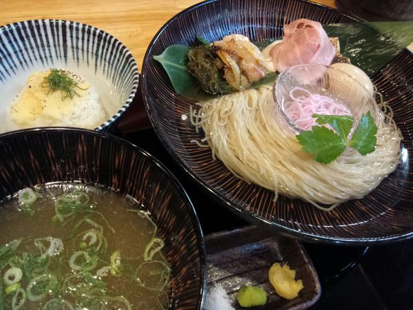 「【限定】真鯛つけそば 極 ￥1,000・味玉」@寿製麺よしかわ 坂戸店の写真