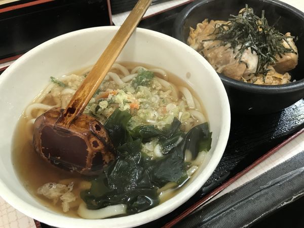 「花うどん  290円」@わたべやの写真