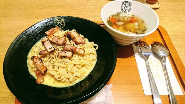 「【五ノ神製麺】秋川ベーコンのカルボナーラ」@むぎくらべの写真