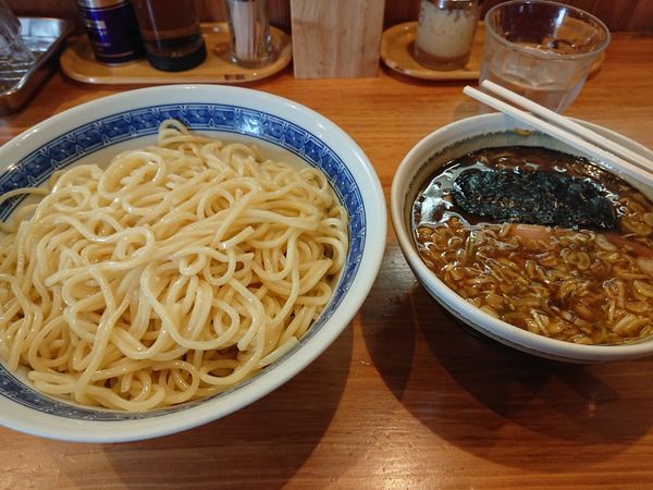 「つけめん 中」@自家製中華そば としおかの写真