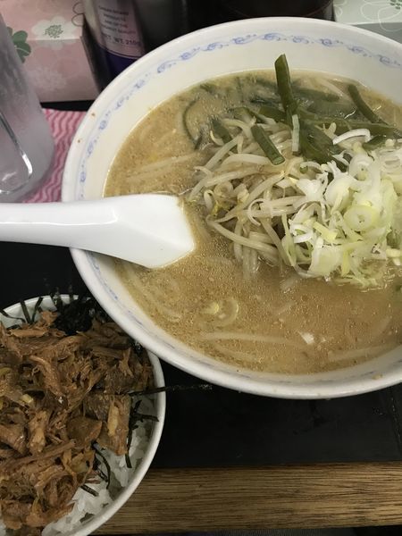 「味噌ラーメン、ミニチャーシュー丼」@わかいの写真