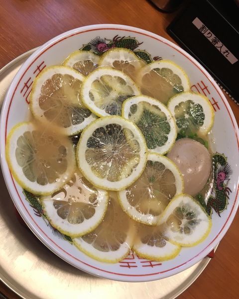 「ラーメン＋味玉＋レモン」@博多ラーメン ガツン 扇橋店の写真
