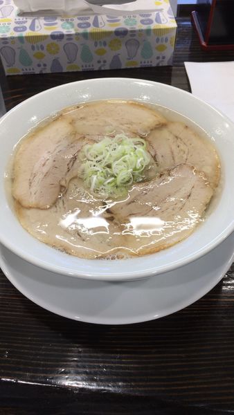 「会津山塩チャーシューメン 普通麺」@うえんで 山鹿店の写真