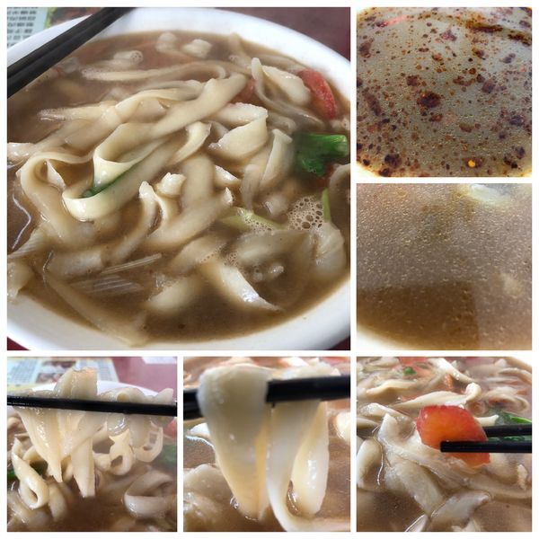 「刀削面 10元」@成娟清香拉面馆 职工街店の写真