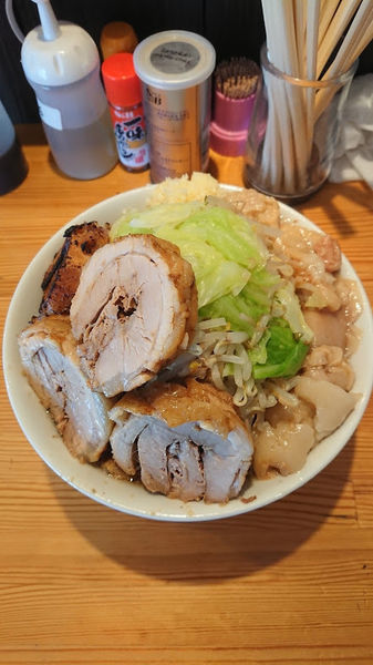 「ラーメン大　ニンニク　アブラ　豚マシ」@豚ゆうの写真