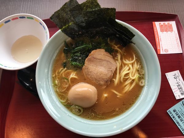 「濃厚豚骨醤油ラーメン」@あつぎ食堂の写真