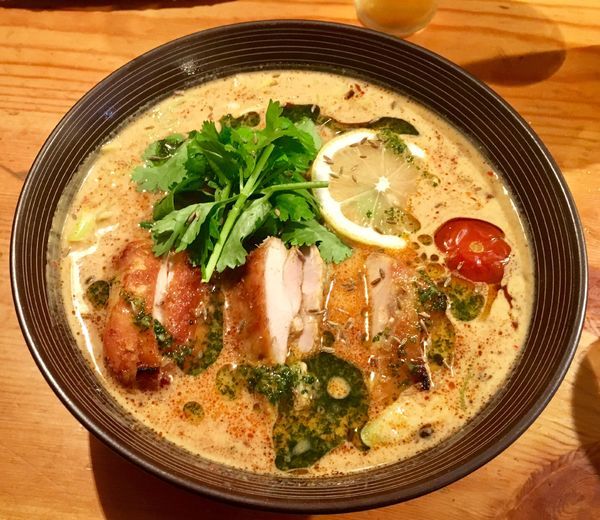 「湘南ラクサ」@麺や渦雷UZURAIの写真