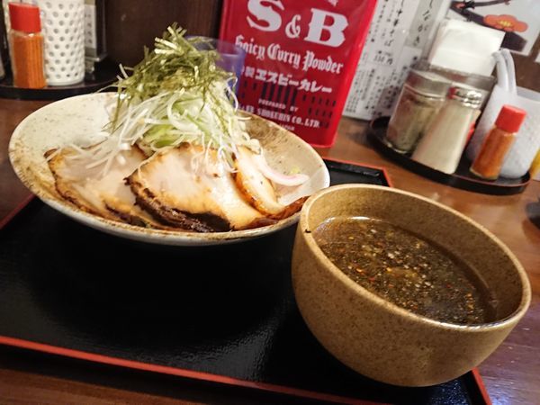 「豚バラつけそば 850円」@煮干し中華専門店 つじ製麺所の写真