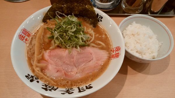 「らぁ麺(並)¥800-小ライス無料」@麺屋 庄太 赤坂店の写真
