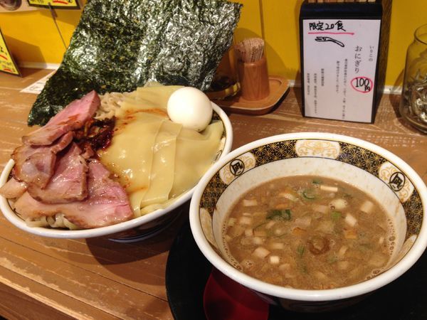 「すごい煮干しつけめん特製」@ラーメン凪 下北沢店の写真