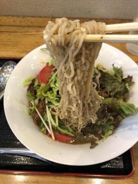 「6月限定黒酢と黒胡麻の冷やし坦々麺」@来々軒の写真