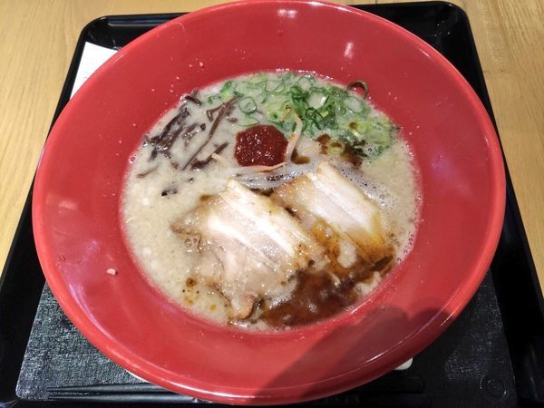 「赤丸新味」@一風堂 沖縄パルコシティ店の写真