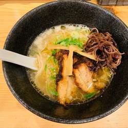 銀ラーメン ¥650