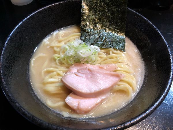 「鶏白湯」@麺s慶の写真