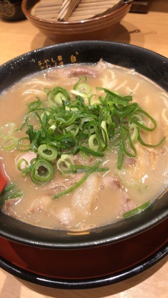 「特製ラーメン」@豚旨うま屋ラーメン 松阪店の写真