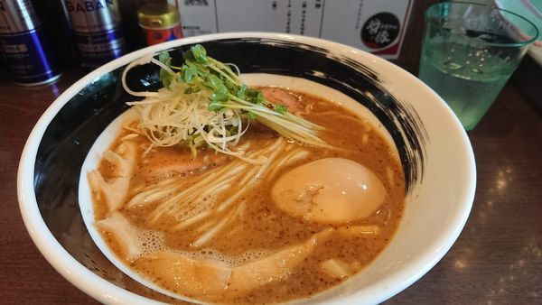 「濃厚中華そば850円＋味玉トッピング100円」@中華そば 醤縁の写真