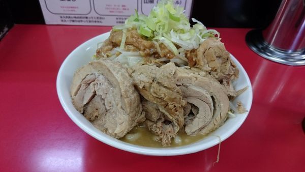 「ラーメン大盛、豚２枚、ほぐし豚」@ラーメン一心の写真