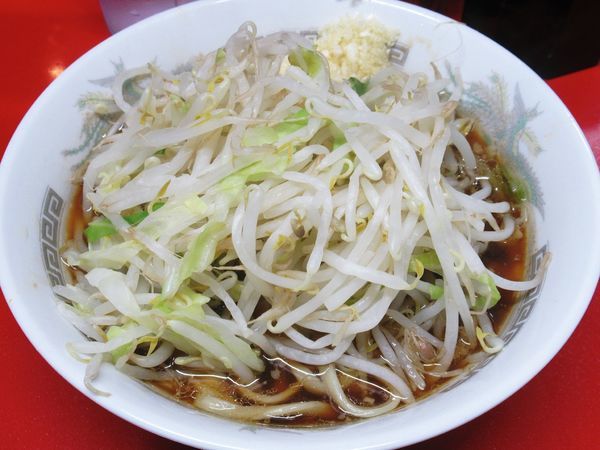 「小ラーメン（700円）（麺半分　ニンニク）」@ラーメン二郎 越谷店の写真