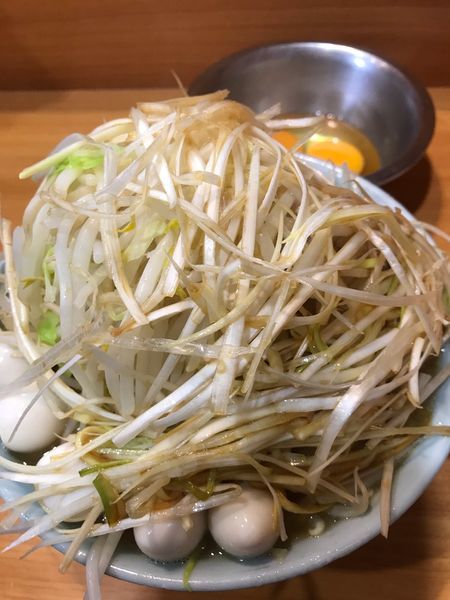 「小(750円)ねぎ(150円)レジェンド(200円)」@ラーメン二郎 八王子野猿街道店2の写真