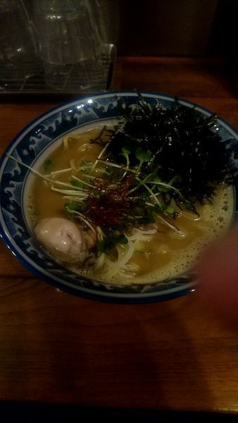 「牡蠣の拉麺 900円」@麺や佐市の写真