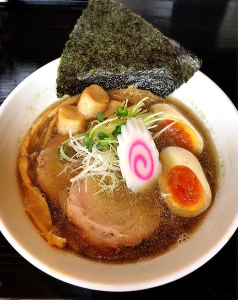 「【1周年記念限定】きびなごらーめん(味玉）」@麺や 笑 ～Sho～の写真