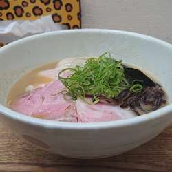 特製鶏の骨ラーメン