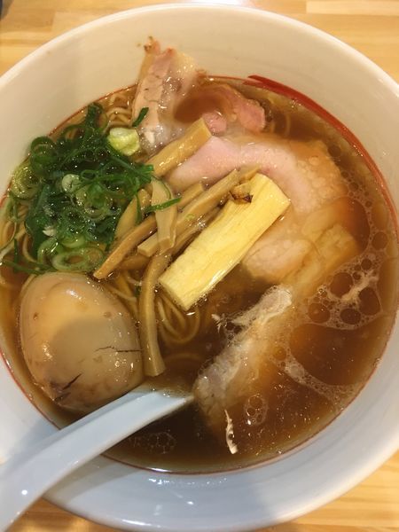 「らーめん 醤油＋味玉」@川の先の上の写真