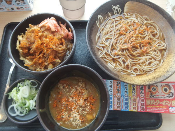 「かきあげ丼セット(温そば)500円(クーポンカレールー無料)」@ゆで太郎 16号白井富塚店の写真