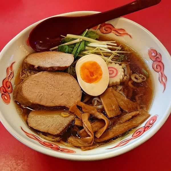 「厚切りチャーシューメン(醤油)920 ※チャーは脂身なしの方」@ラーメン桐生 伊勢崎店の写真