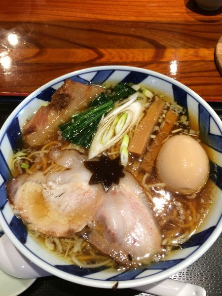 「特製中華そば1000円」@食煅 もみじの写真